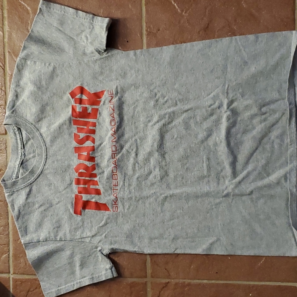 Thrasher Gray Red Tee